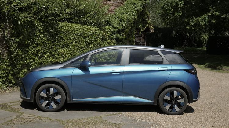 DOLPHIN HATCHBACK Image